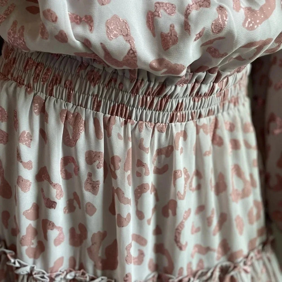 Buddy Love Zozo Dress in Rose Gold size medium - Picture 5 of 12